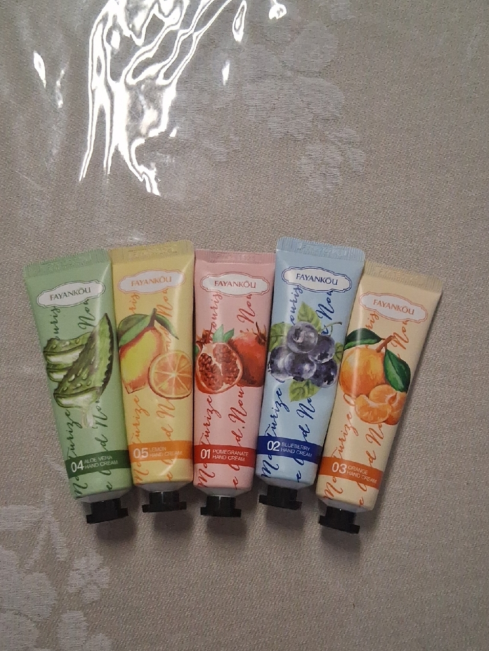 Fayankou Nourishing Hand & Body Cream Tube - Assorted Green